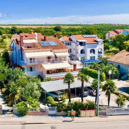 Pansion Adria Ξενοδοχείο Sveti Filip i Jakov Εξωτερικό φωτογραφία
