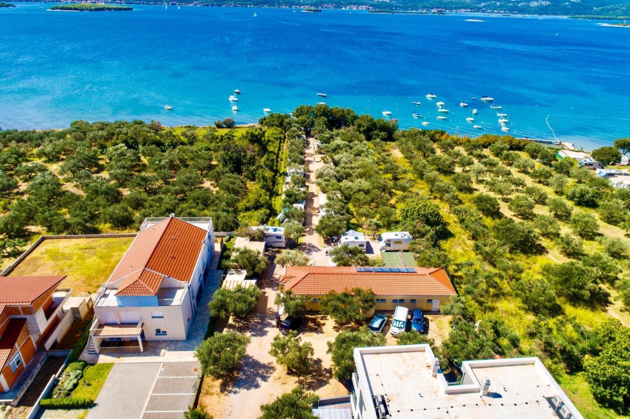 Pansion Adria Ξενοδοχείο Sveti Filip i Jakov Εξωτερικό φωτογραφία